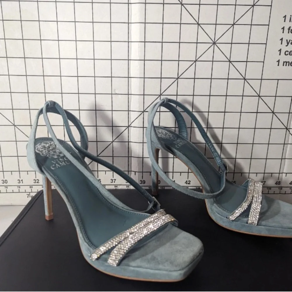 NEW- Size 6M Women's Vince Camuto Kiahan Ankle Strap Sandal Heeled Leather Teal